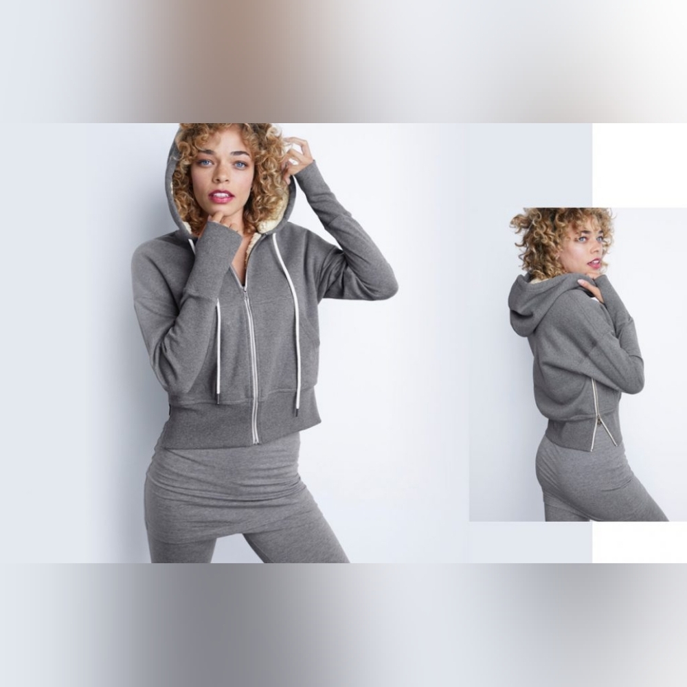 CABI Apres Ski Zippered Hoodie In M